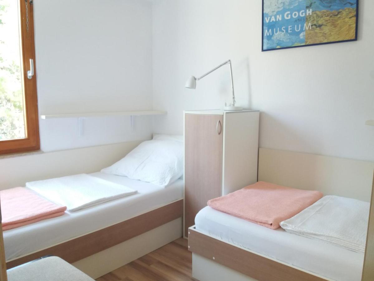 Apartments Kump Ровінь Екстер'єр фото